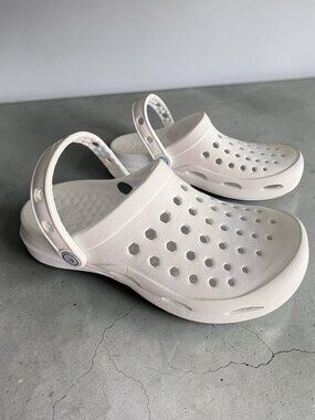 Joybees White Clog Sandals Womens Size 7 Lightweight Slip On Garden Shoes